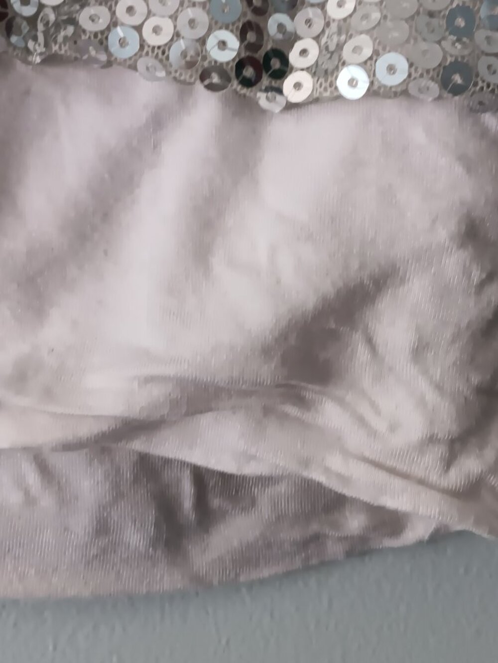 My Wish List Silver Sequin White Scoop Neck Knotted Racerback Long Y2K Top  L - Picture 4 of 6